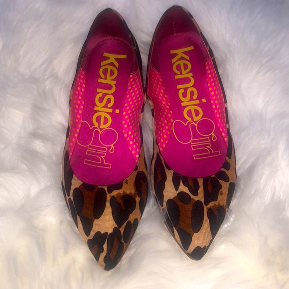 LEOPARD PRINT FLATS - Picture 2 of 6